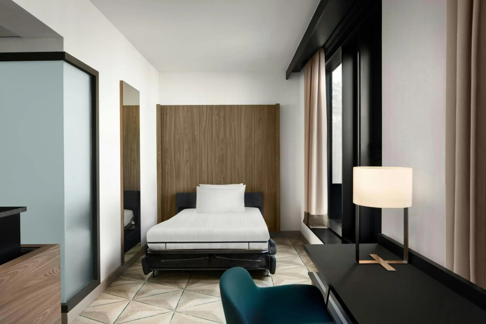 Photo - Courtyard by Marriott Paris Porte de Versailles