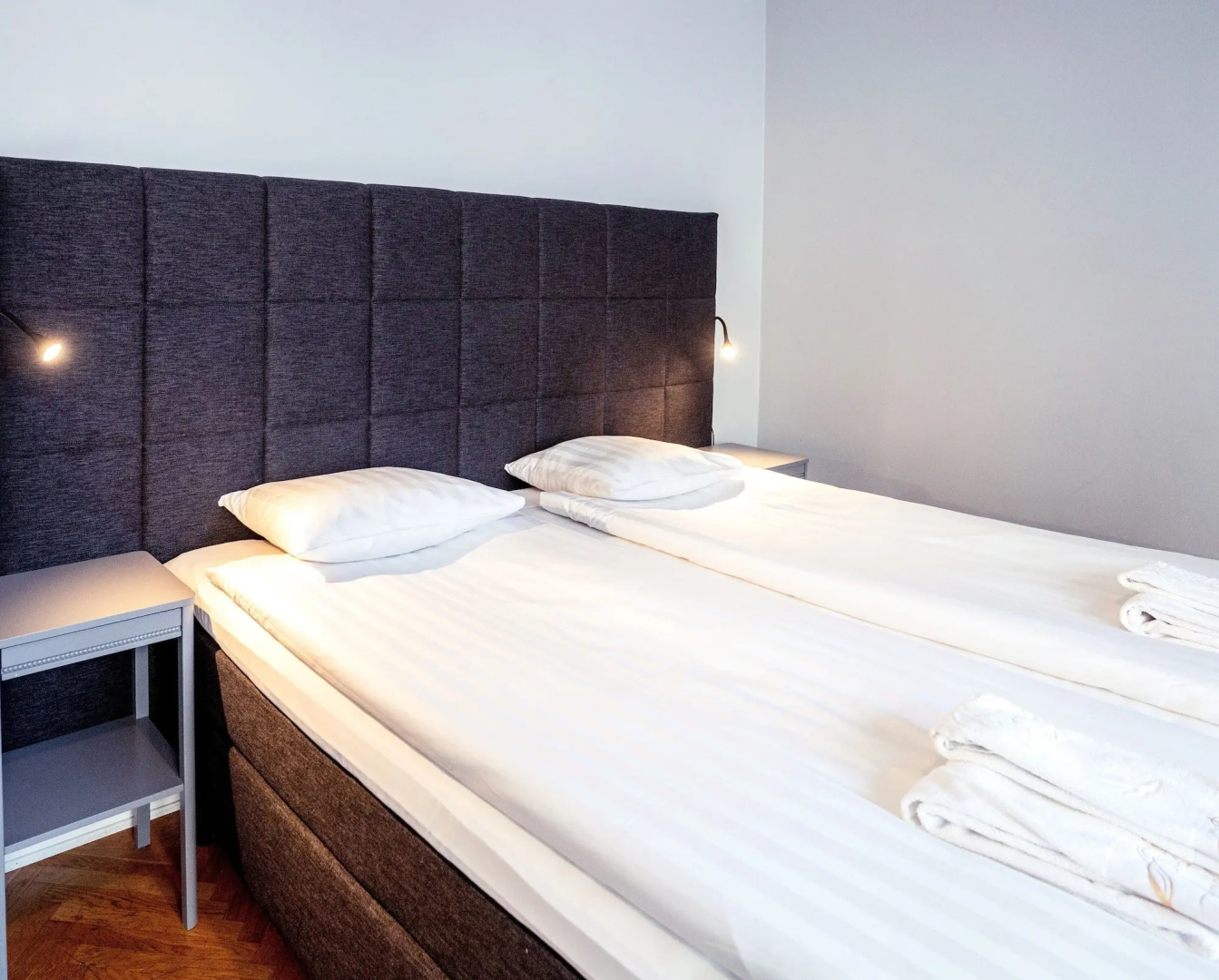 Photo - Queen's Hotel by First Hotels