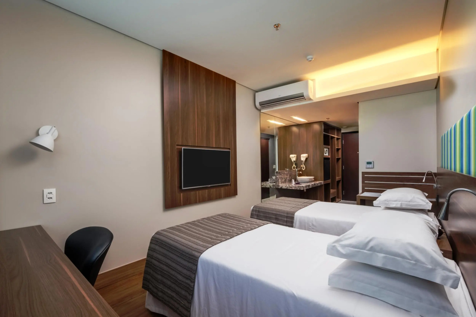 Foto - Prodigy Santos Dumont by Wish