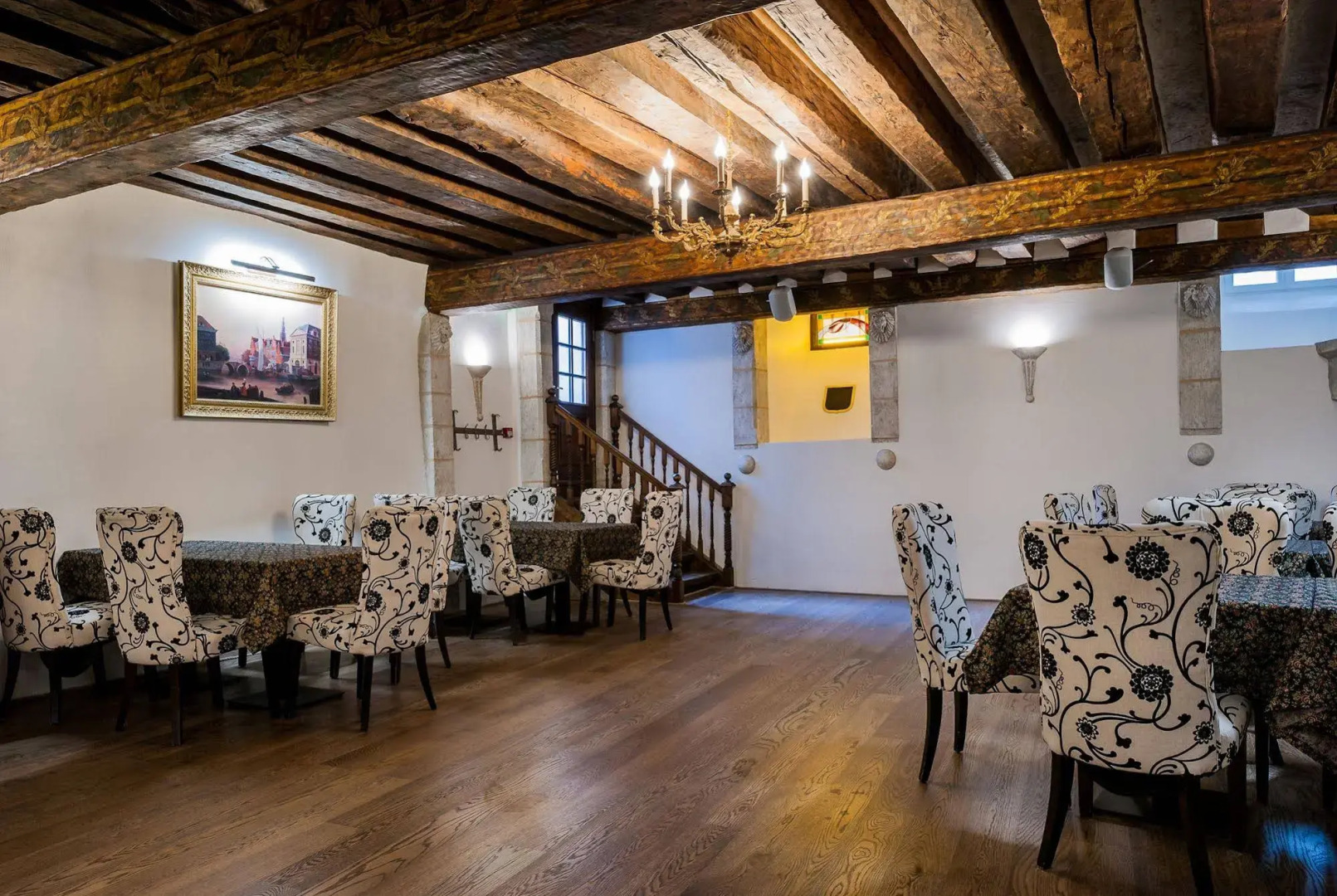 Photo - Three Crowns Residents