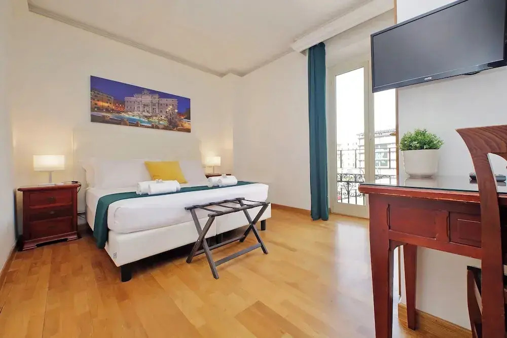 Photo - Romulus Rooms by Hostand