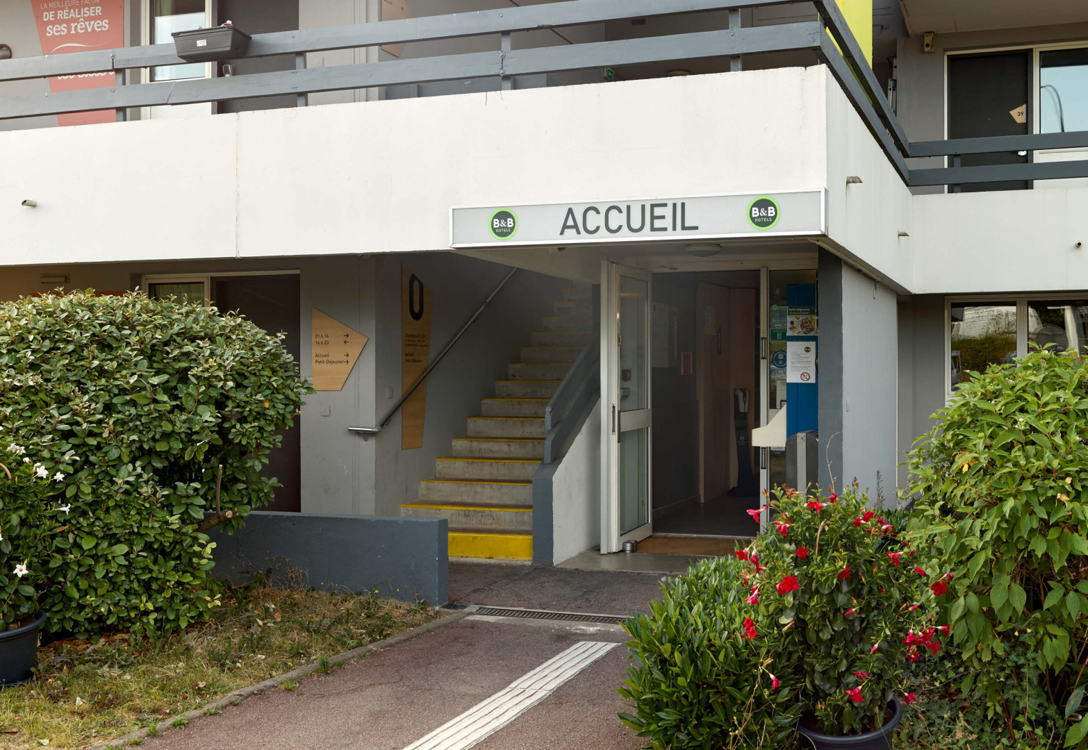 Photo - B&B HOTEL Corbeil-Essonnes