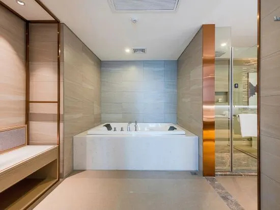 Lavande Hotel (Dongguan Shipai Town Ecological Park)
