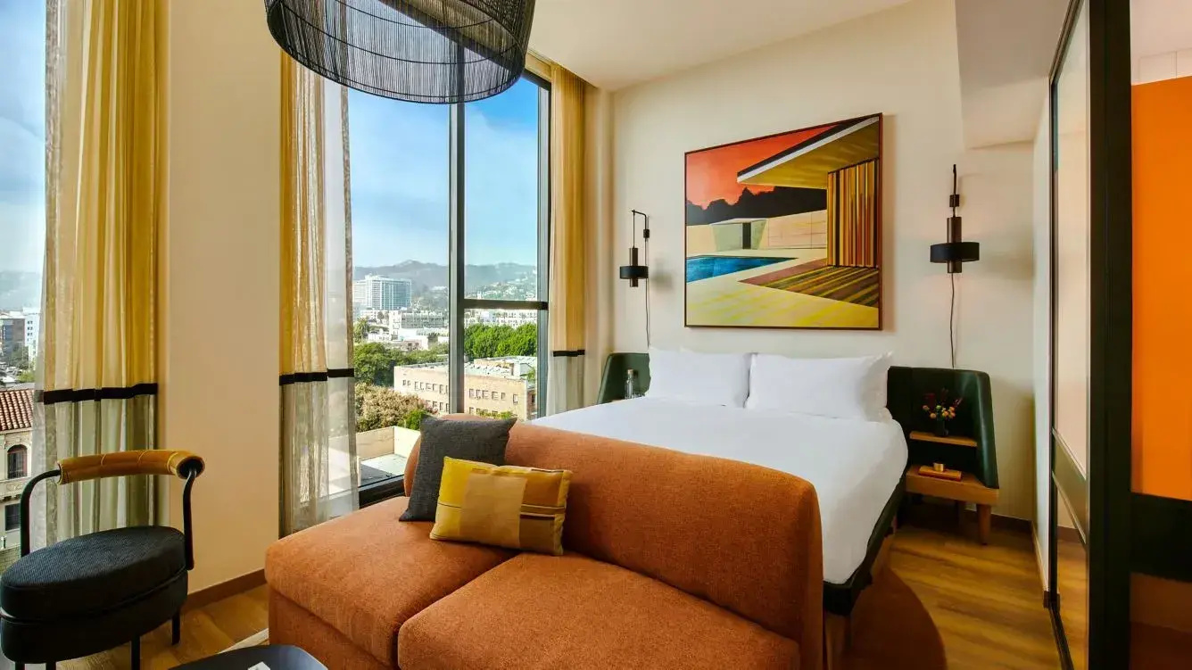 Photo - HOLLYWOOD VOLUME, a Tribute Portfolio Hotel