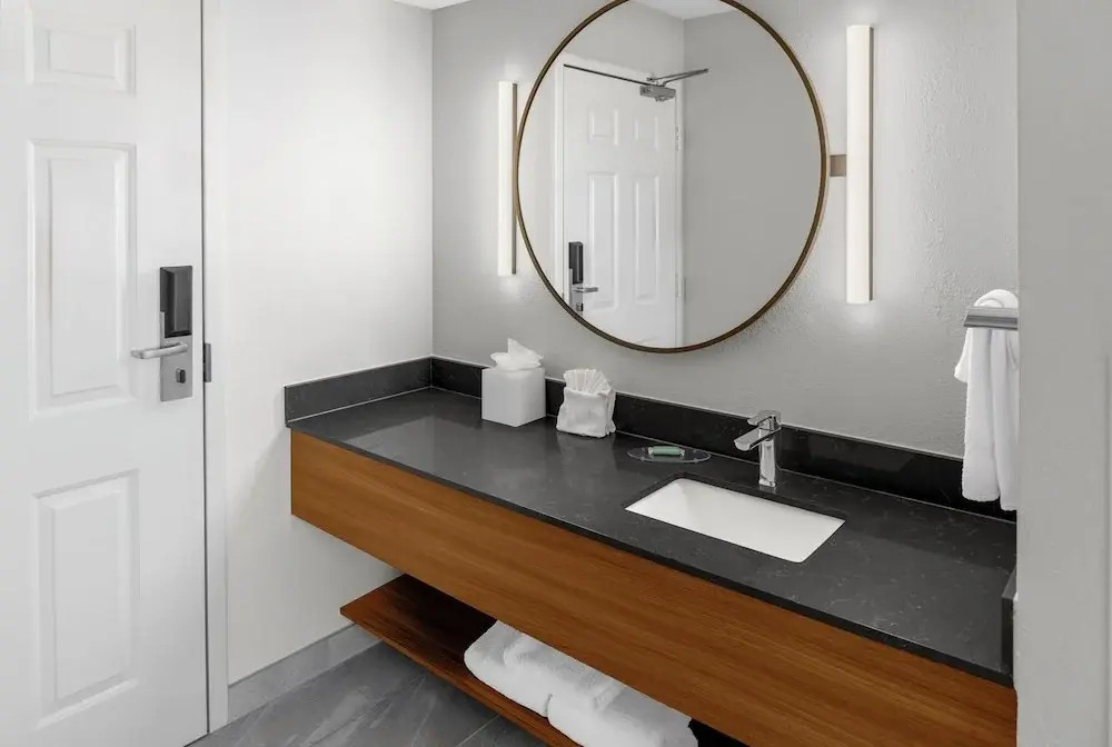 Photo - Fairfield Inn & Suites by Marriott San Francisco San Carlos