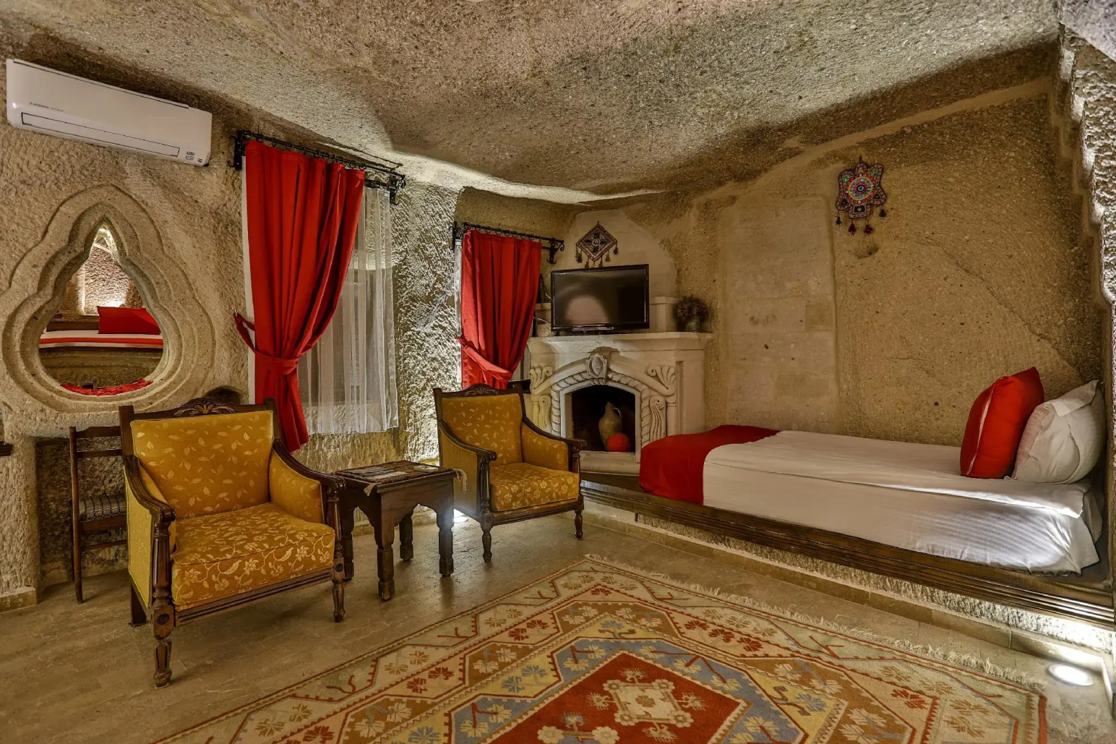 Photo - Hidden Cave Hotel