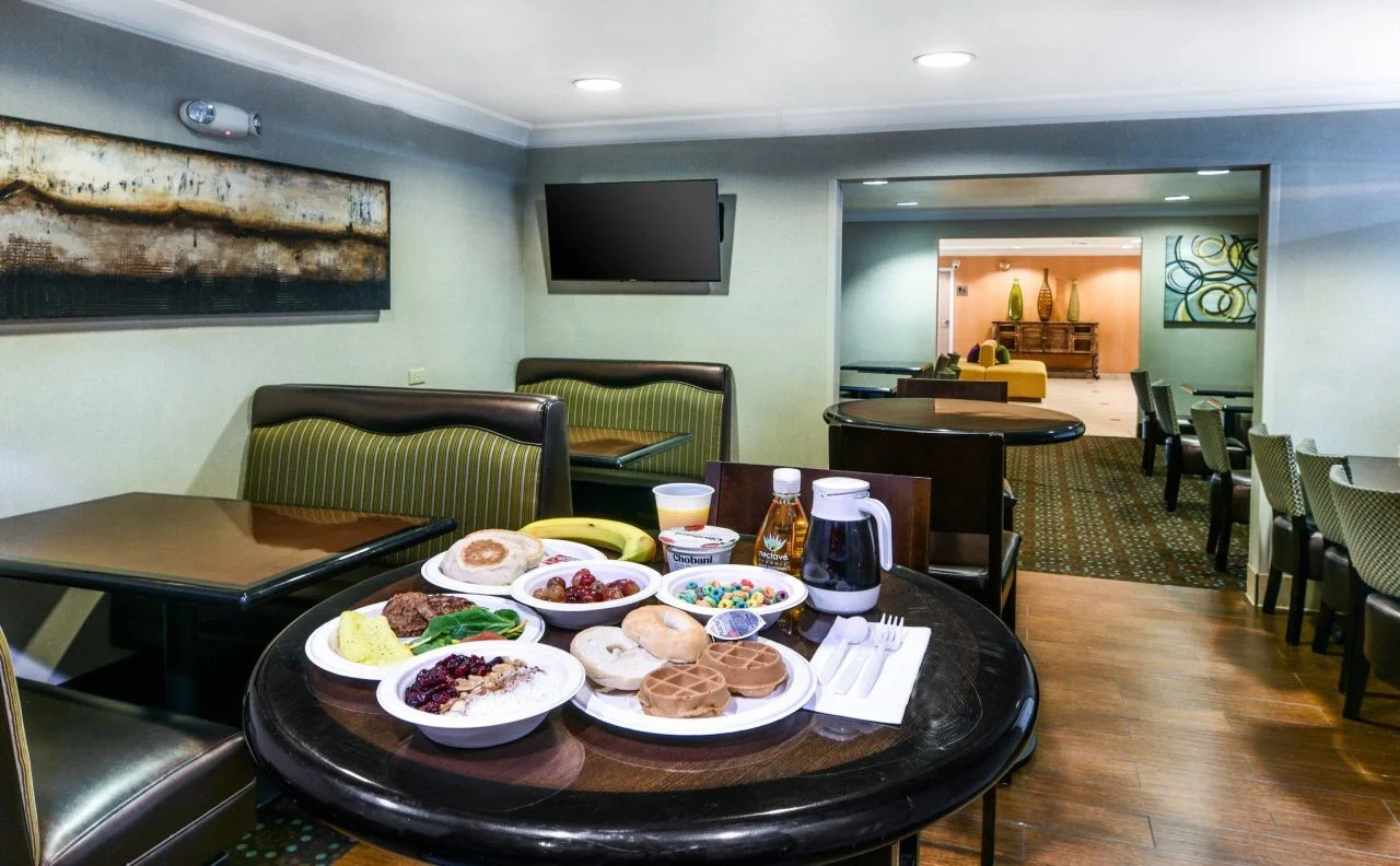 Photo - SureStay Hotel by Best Western Ontario Airport