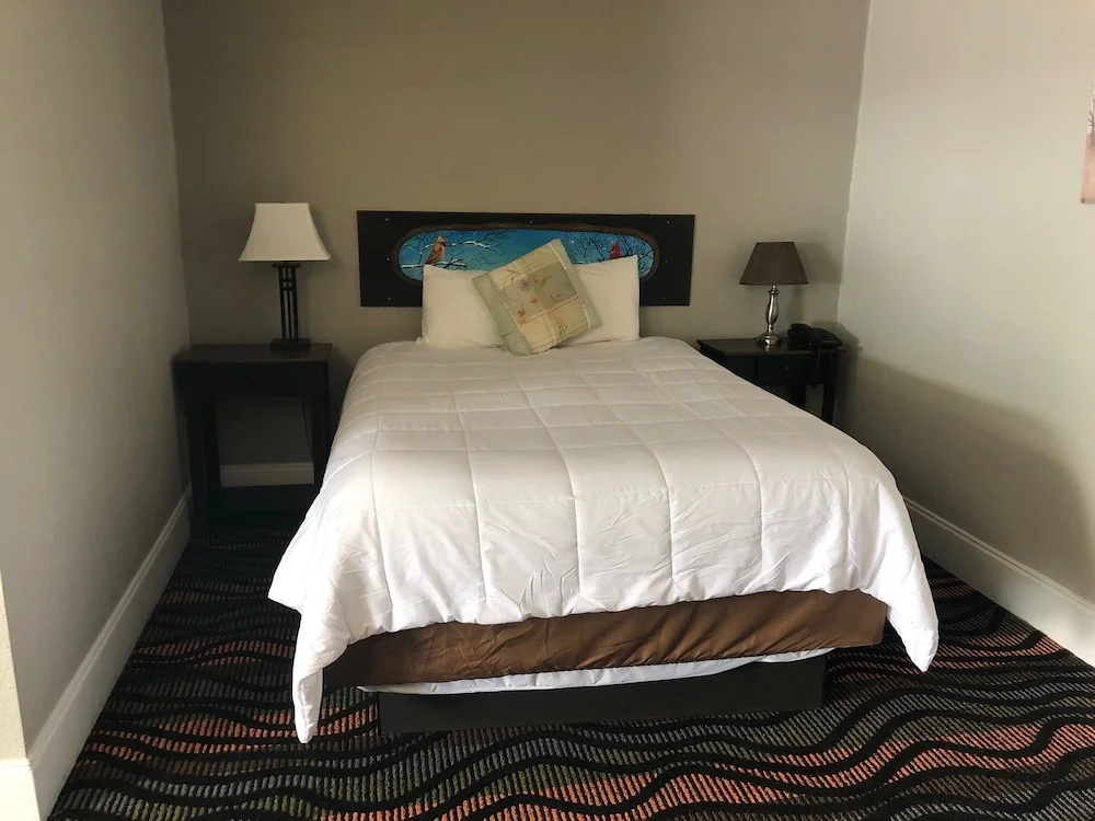 Photo - Country Town N Suites