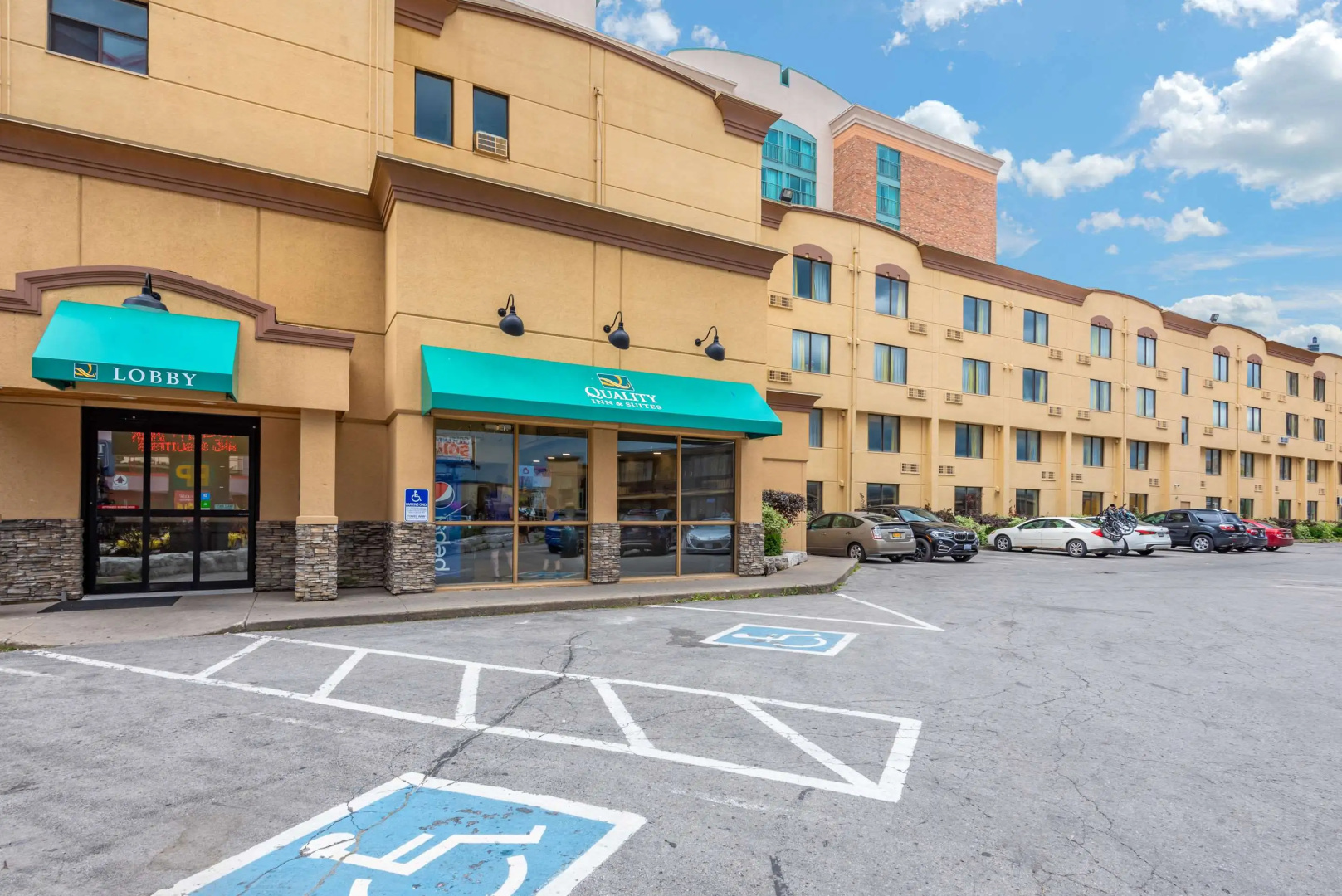 Foto - Quality Inn & Suites