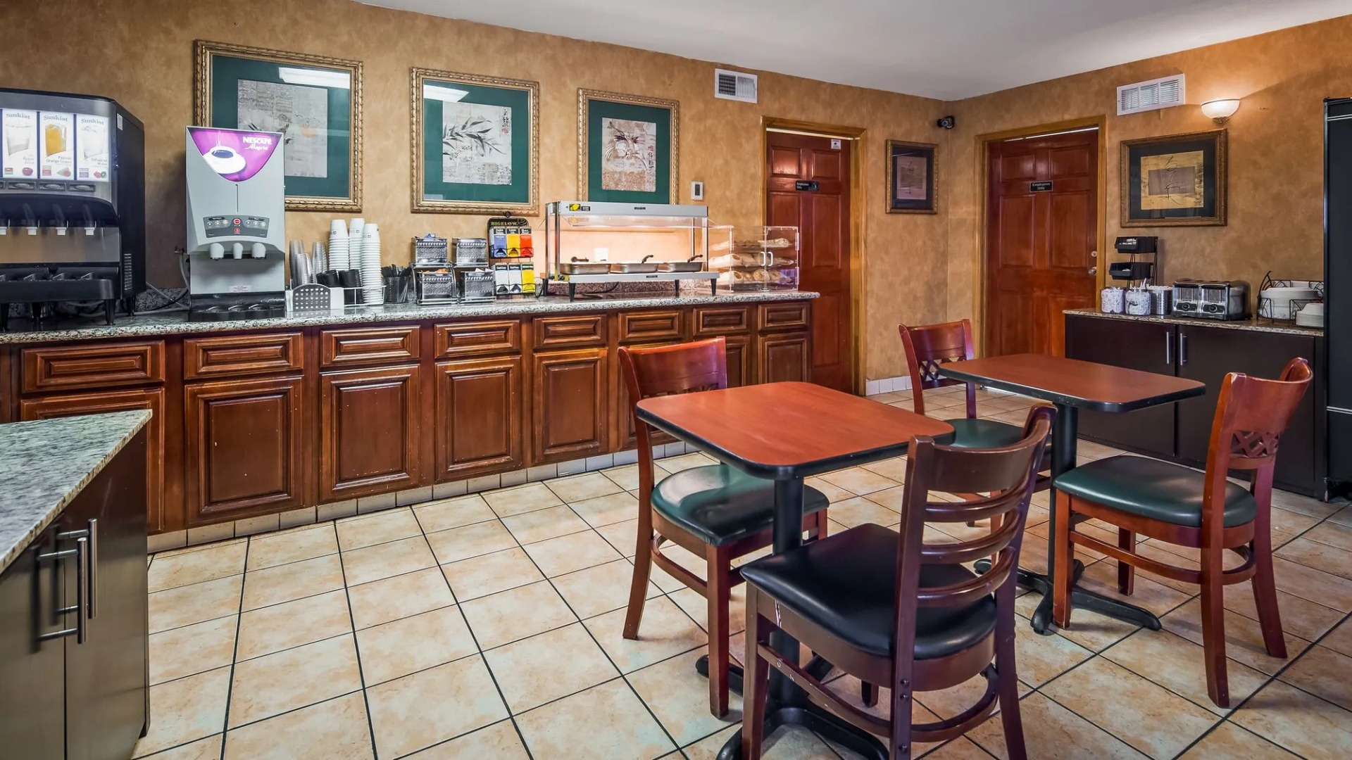 Foto - SureStay Plus Hotel by Best Western Sacramento North