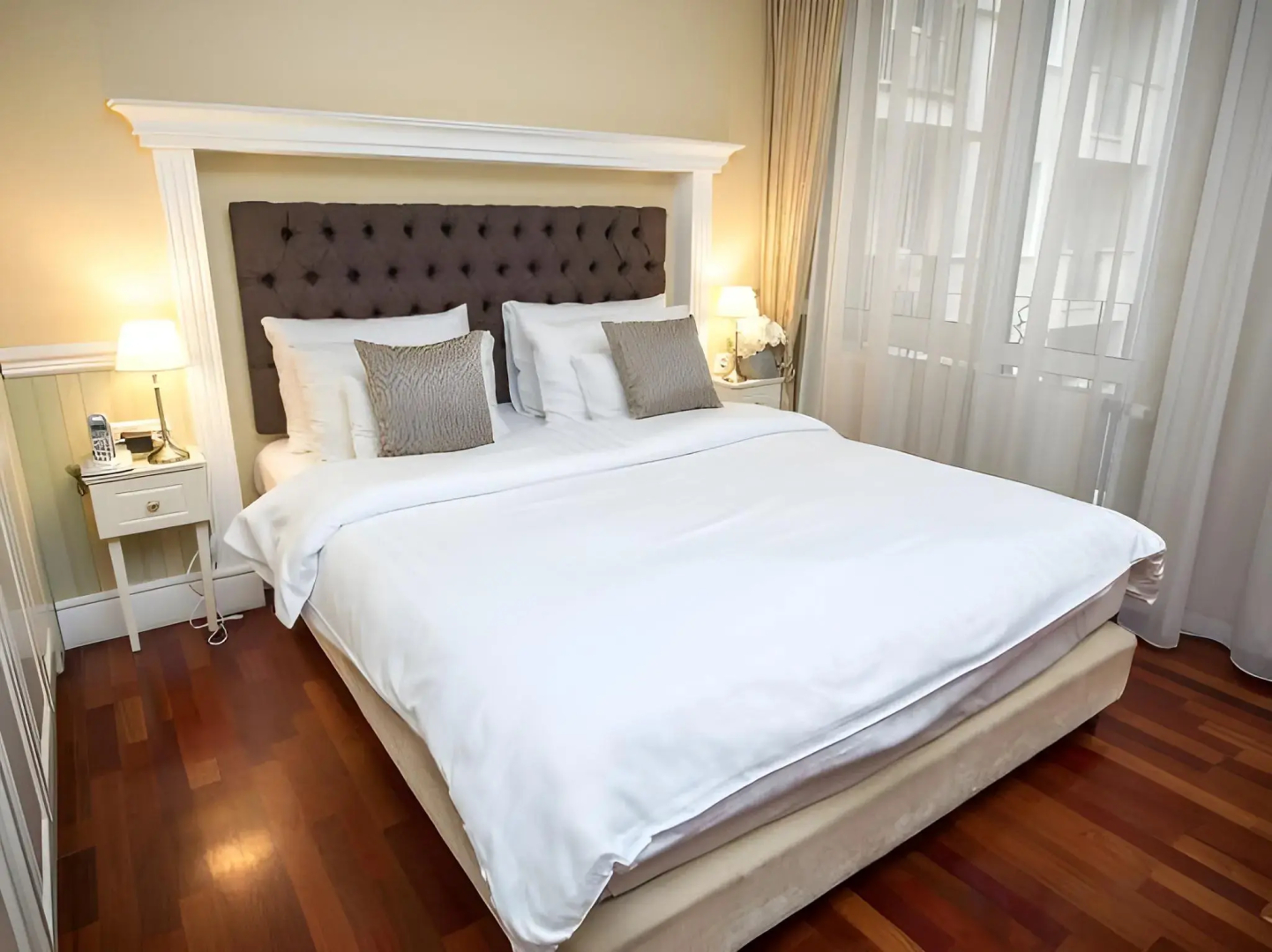 Foto - Queen's Court Hotel & Residence