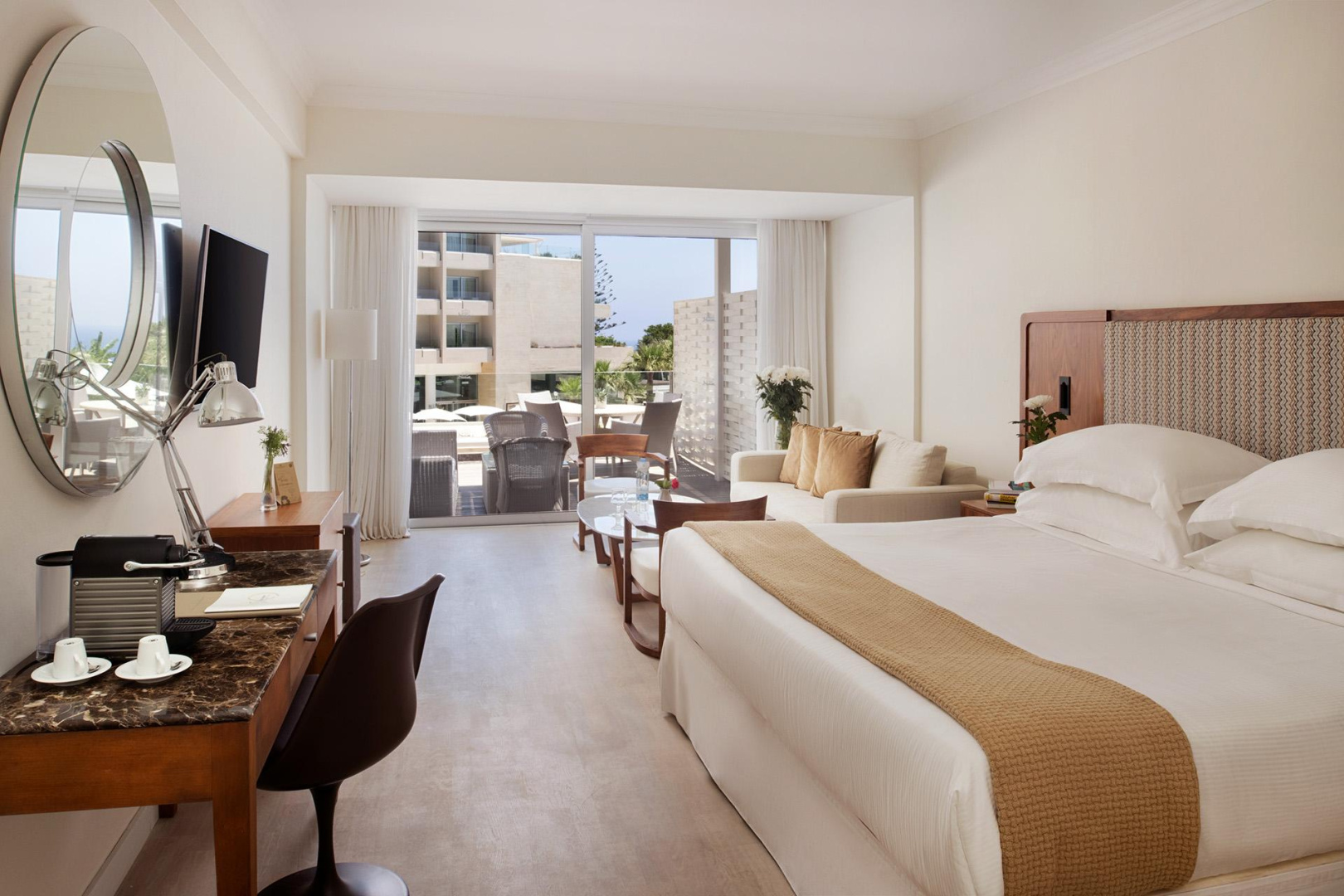 Photo - Grecian Park Hotel