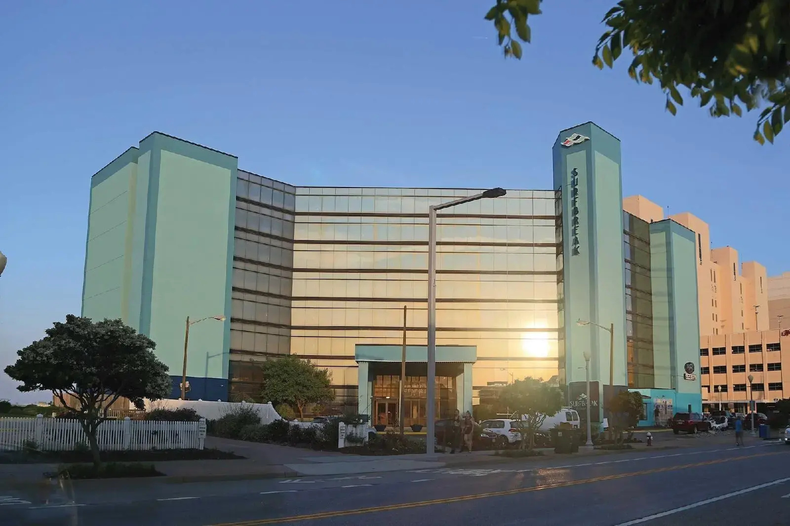 Photo - Surfbreak Virginia Beach Oceanfront, an Ascend Collection Hotel