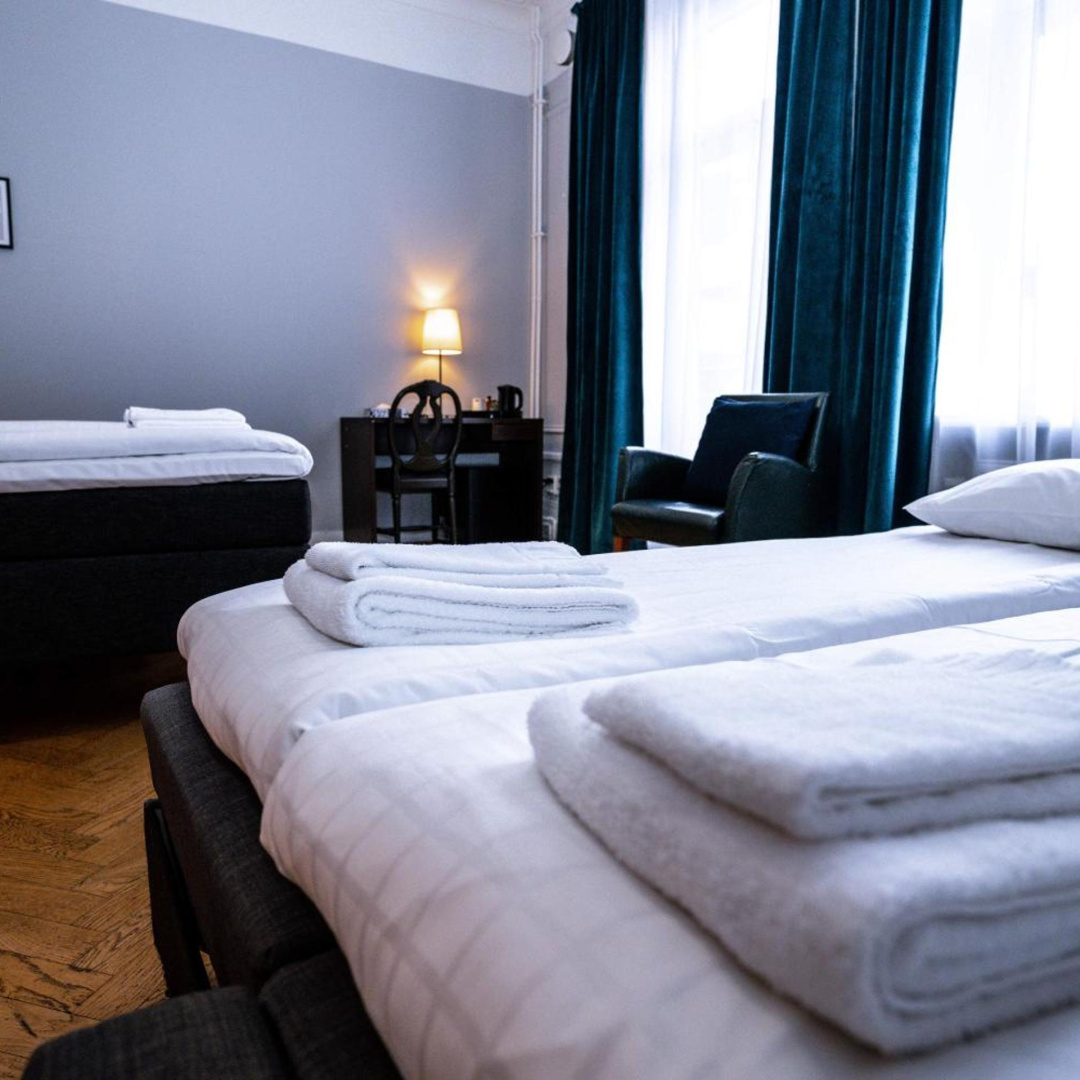 Photo - Queen's Hotel by First Hotels