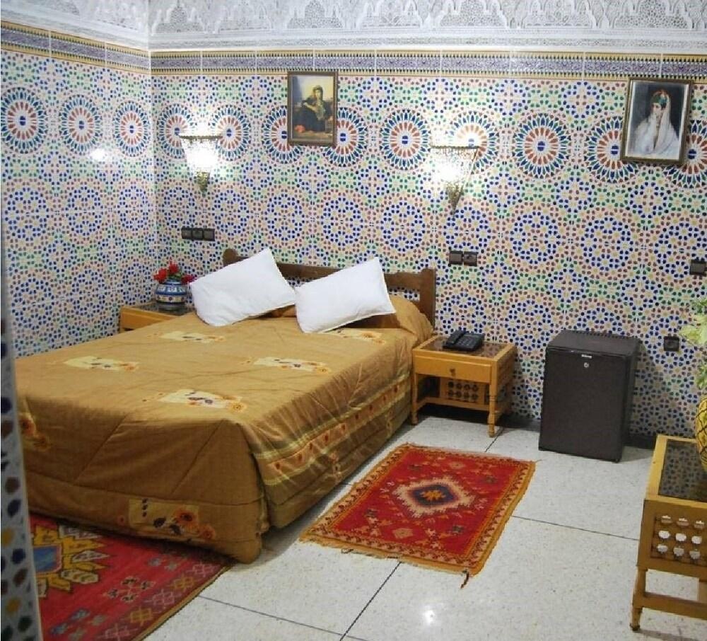 Hotel Tiout
