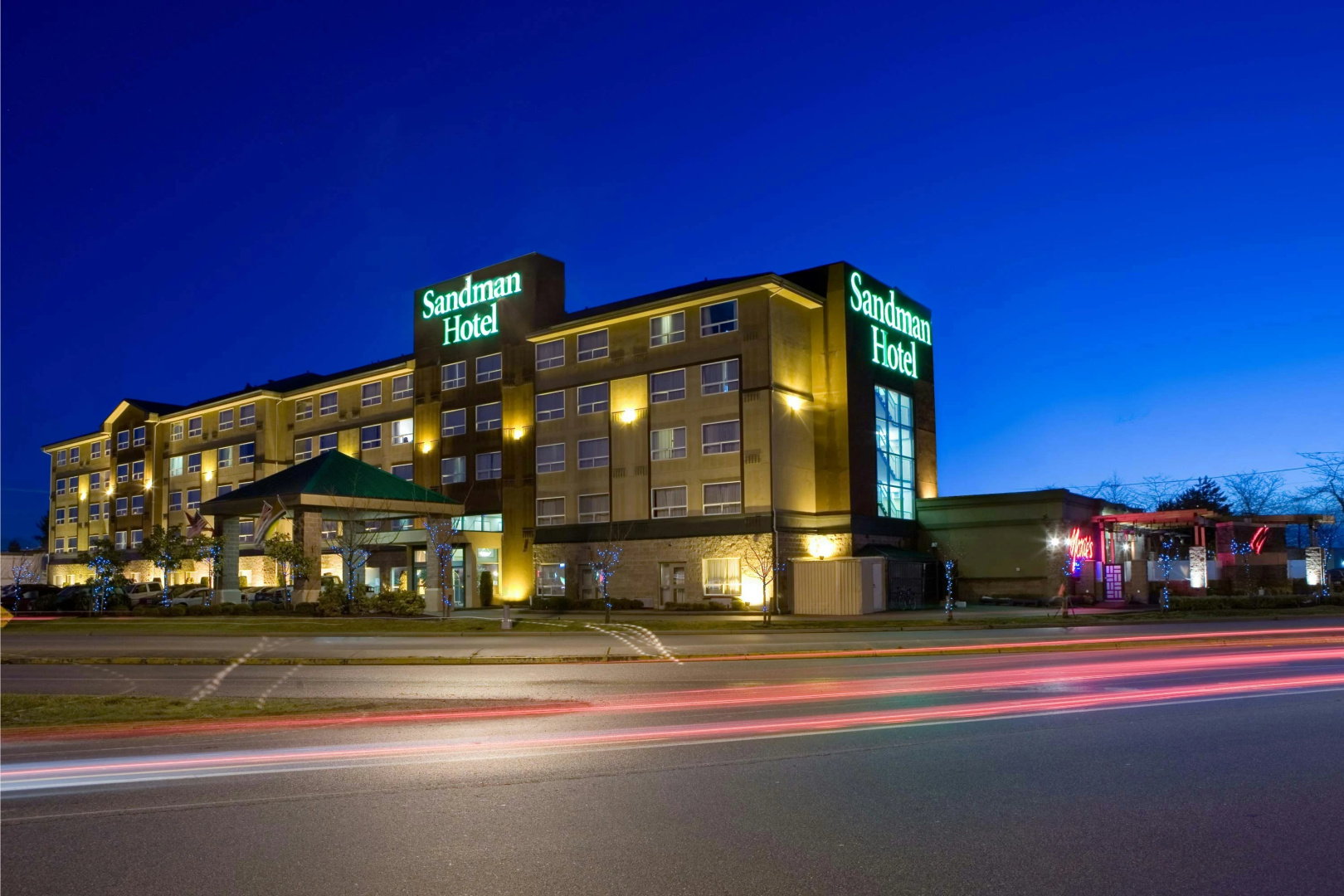 Foto - Sandman Hotel & Suites Vancouver Airport