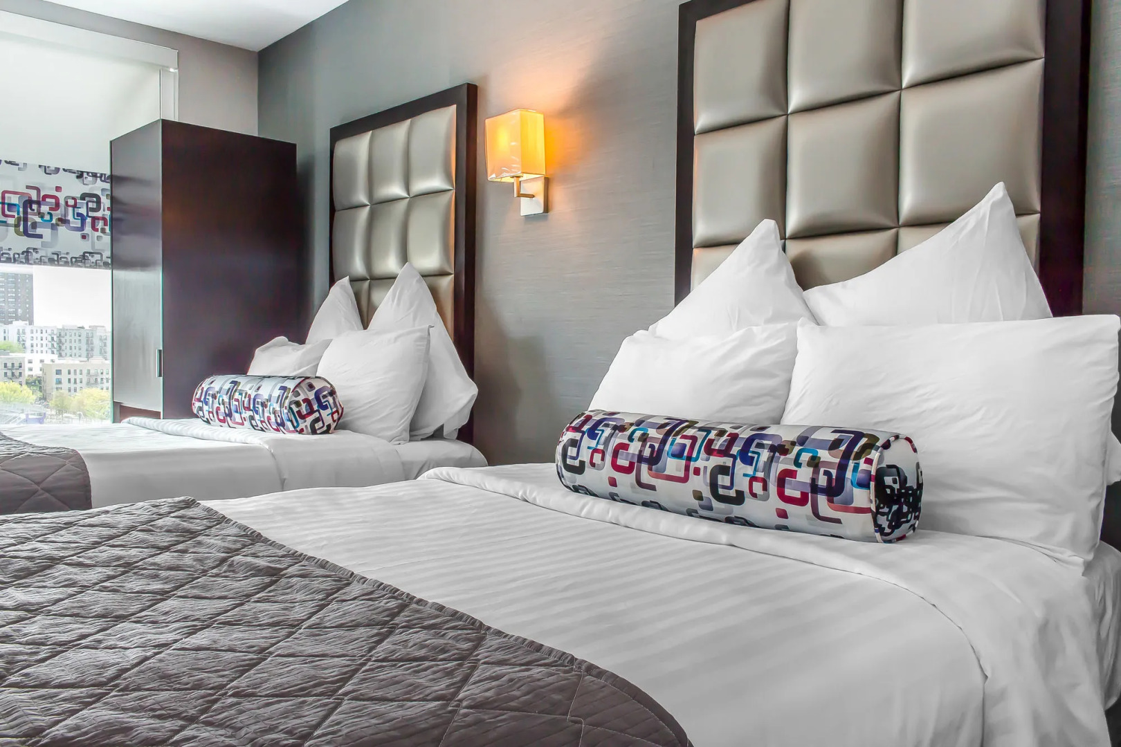 Foto - Umbrella Hotel Bronx