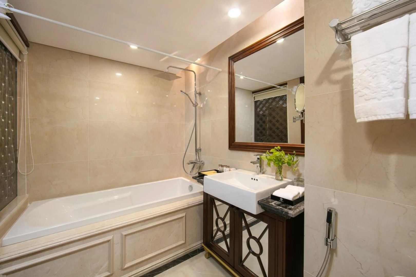 Photo - Rex Hanoi Hotel