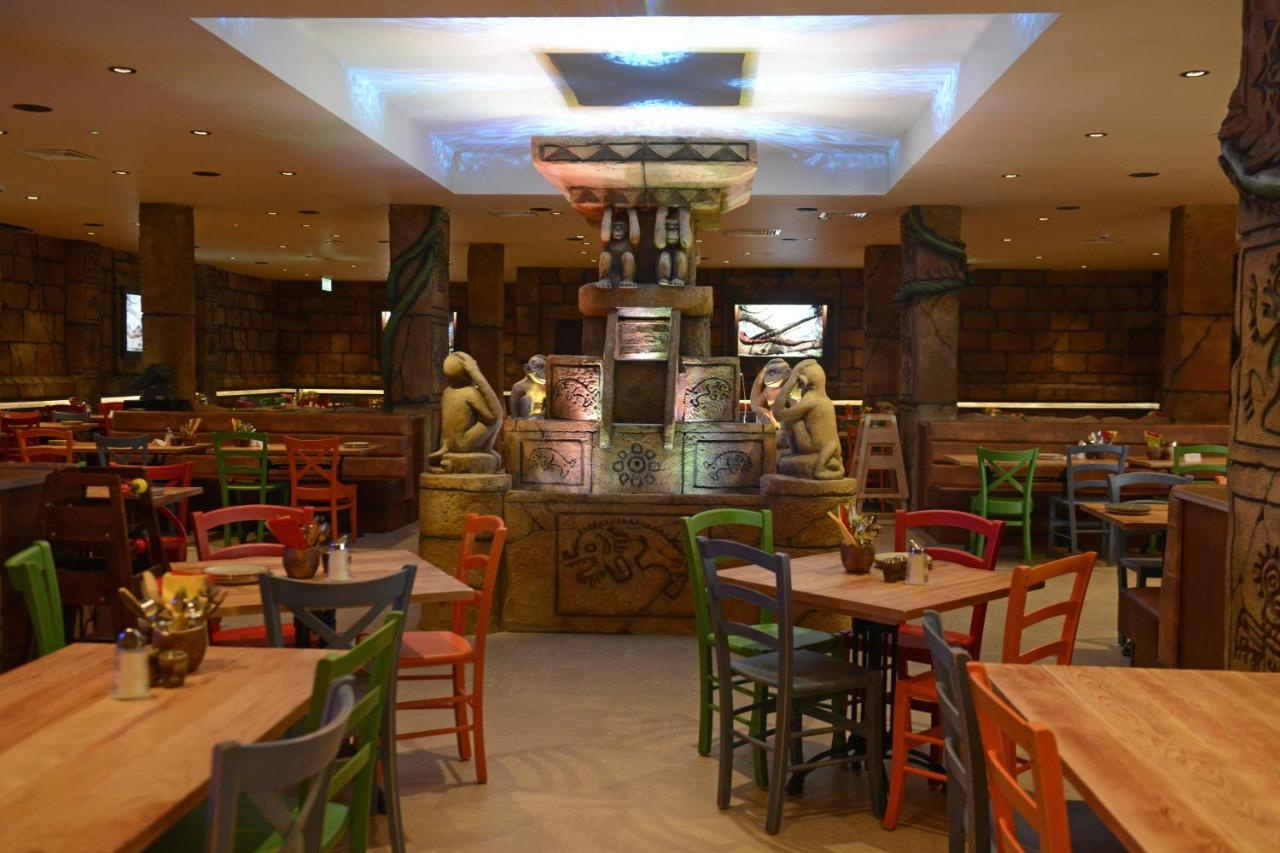 Photo - Chessington Resort Hotel