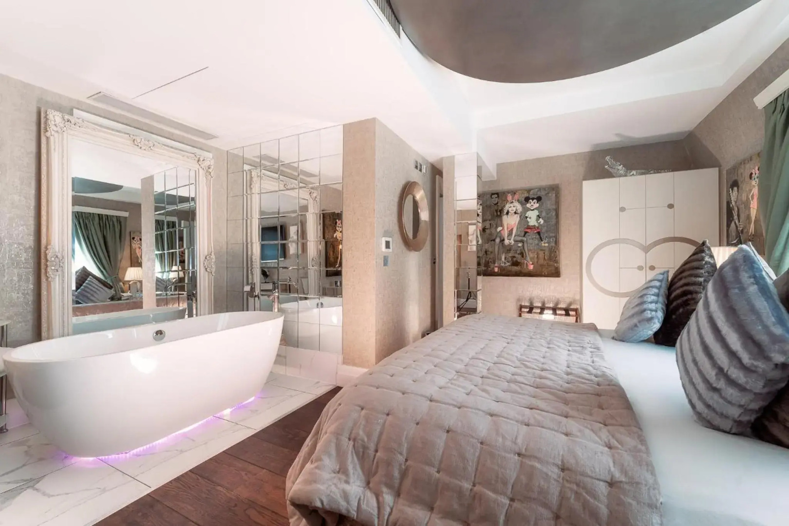 Photo - Karma Sanctum Soho Hotel