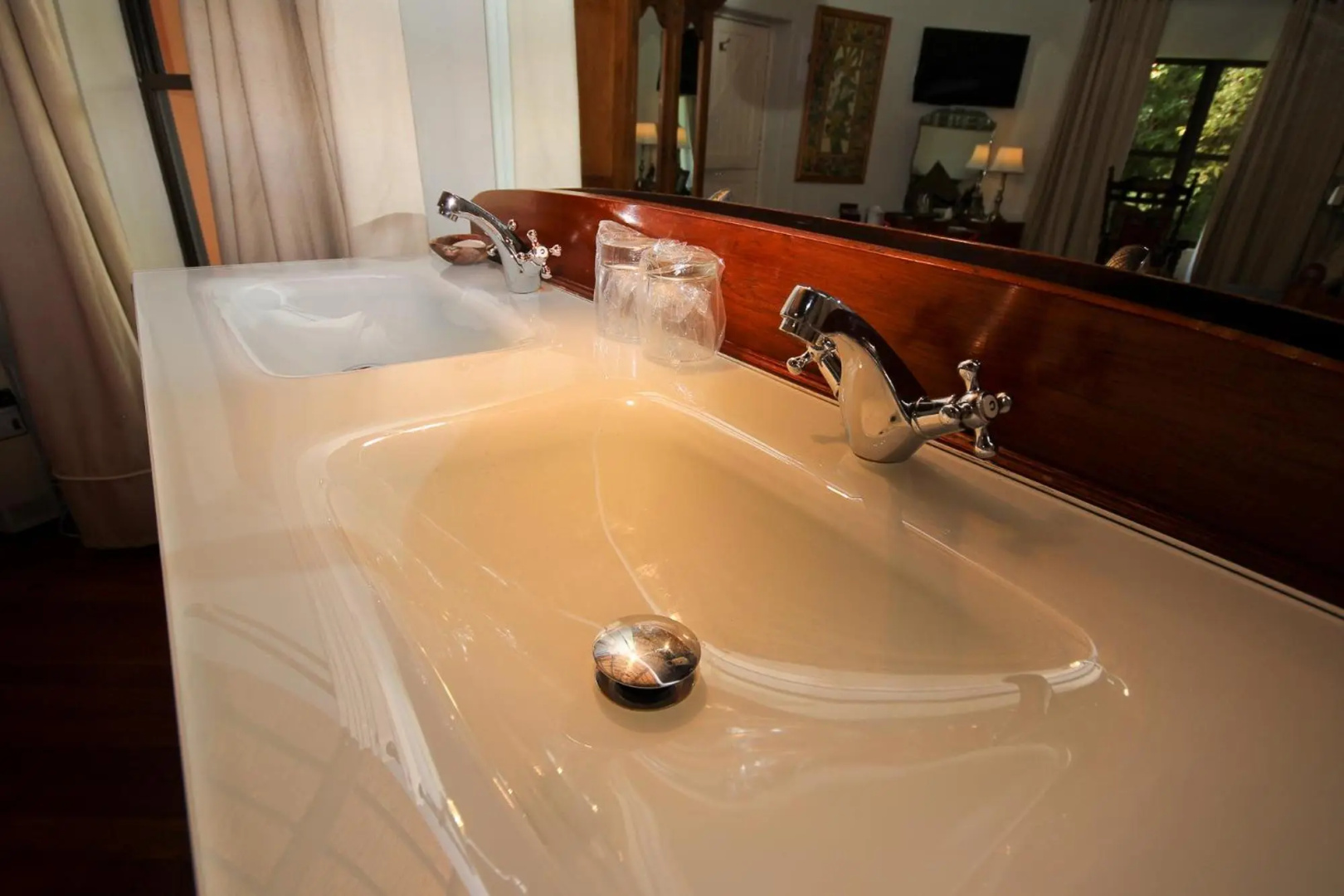 Photo - Montagu Country Hotel