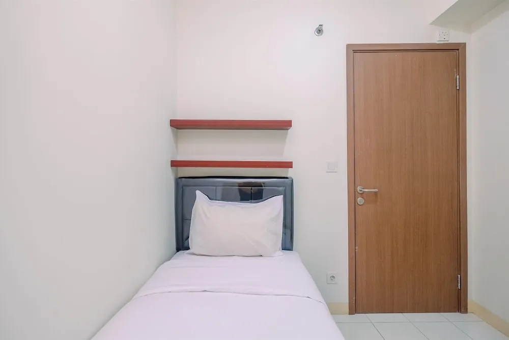 Cozy Stay 2BR at Podomoro Golf View Apartment