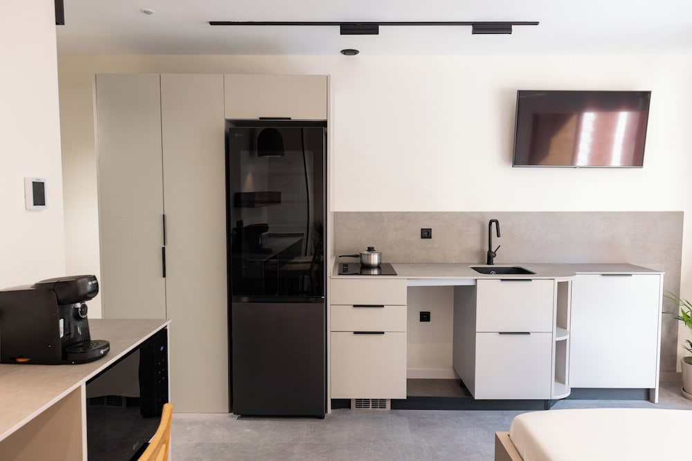 Photo - Motus Disruptive Apartments