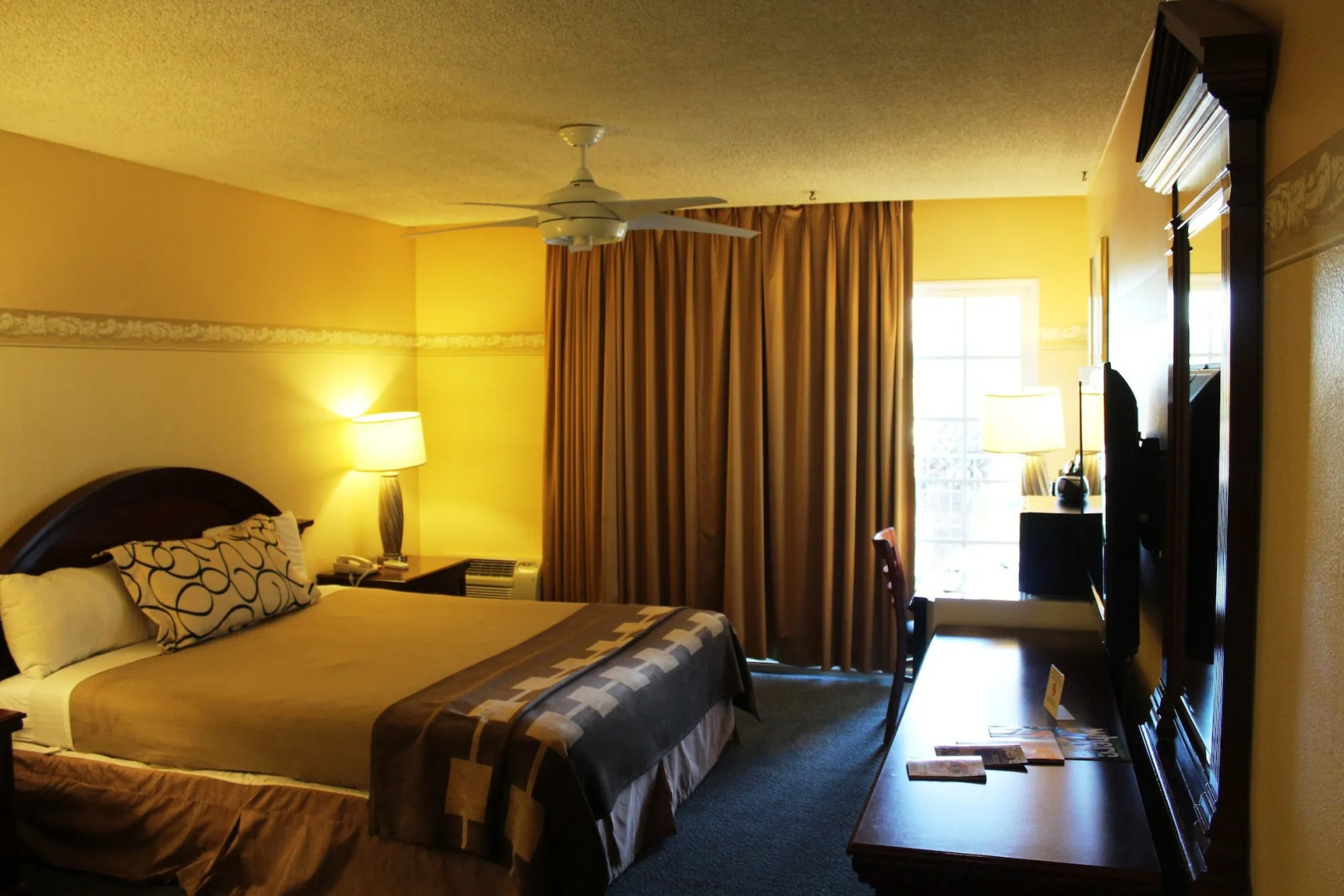 Photo - Shalimar Hotel of Las Vegas