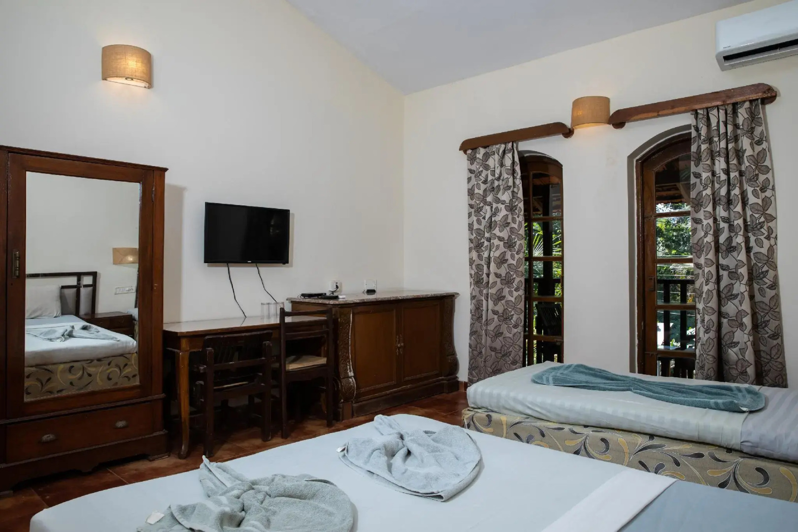 Foto - Sea Breeze Inn, Calangute Goa