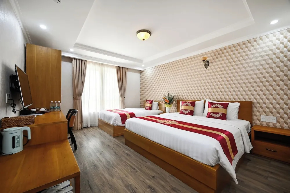 Photo - The River Park Hotel