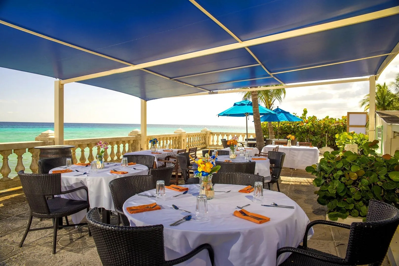 Photo - Dover Beach Hotel