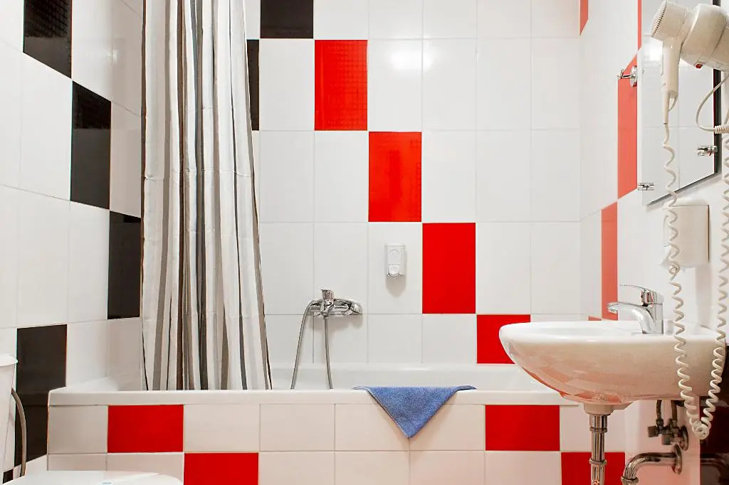 Foto - Royal Court Legerova