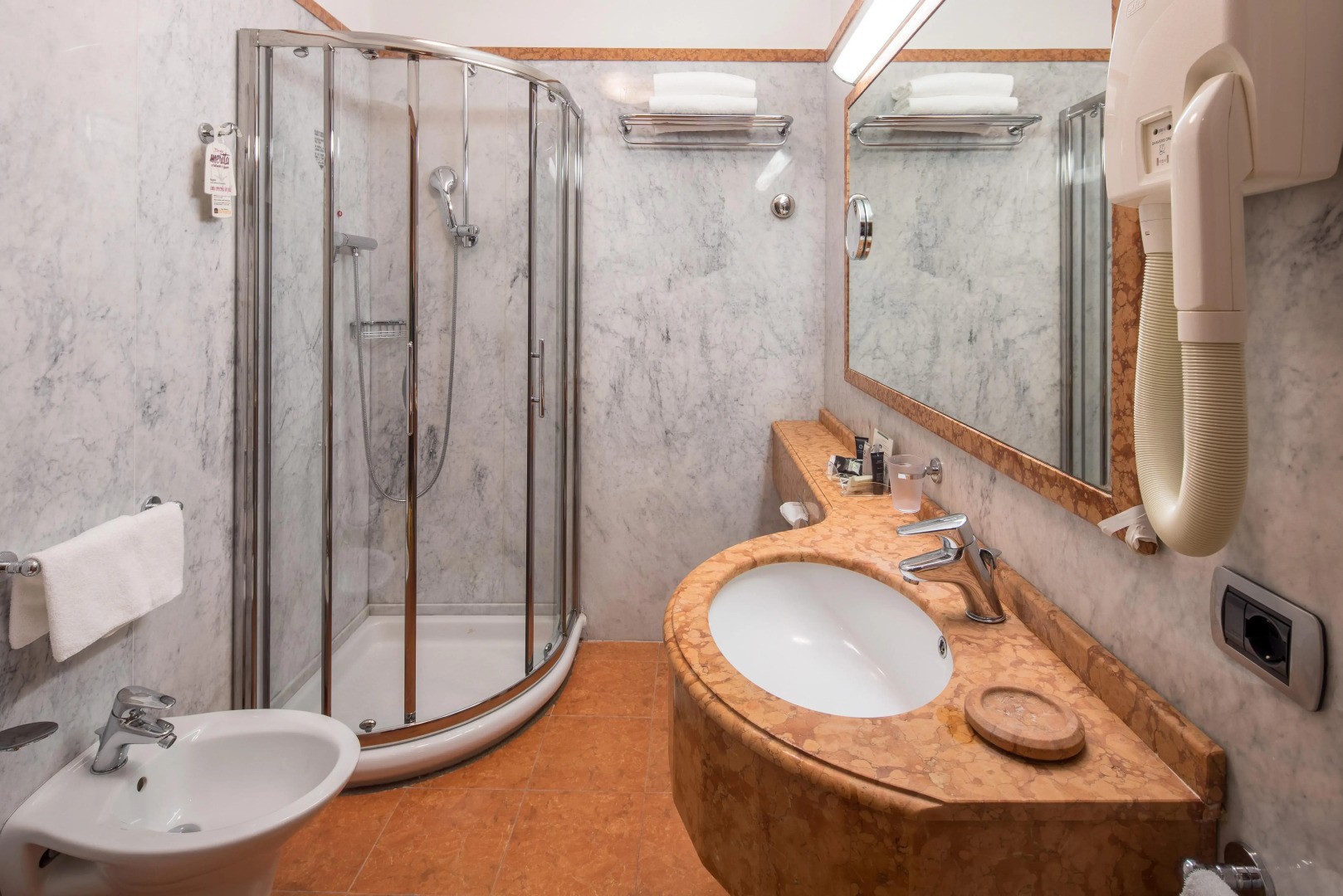 Foto - UNA Hotels Galles Milano