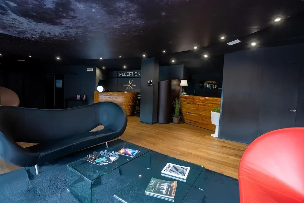 Foto - Black Hotel