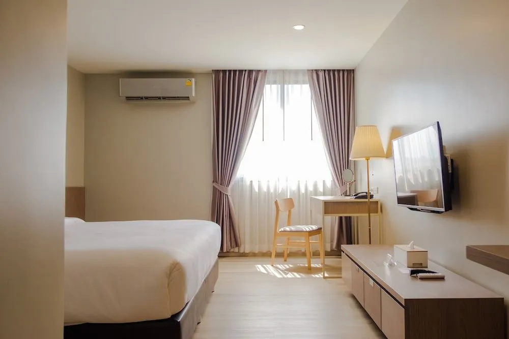 Photo - The Rise Suites Hotel, Chiang Mai - SHA Extra Plus