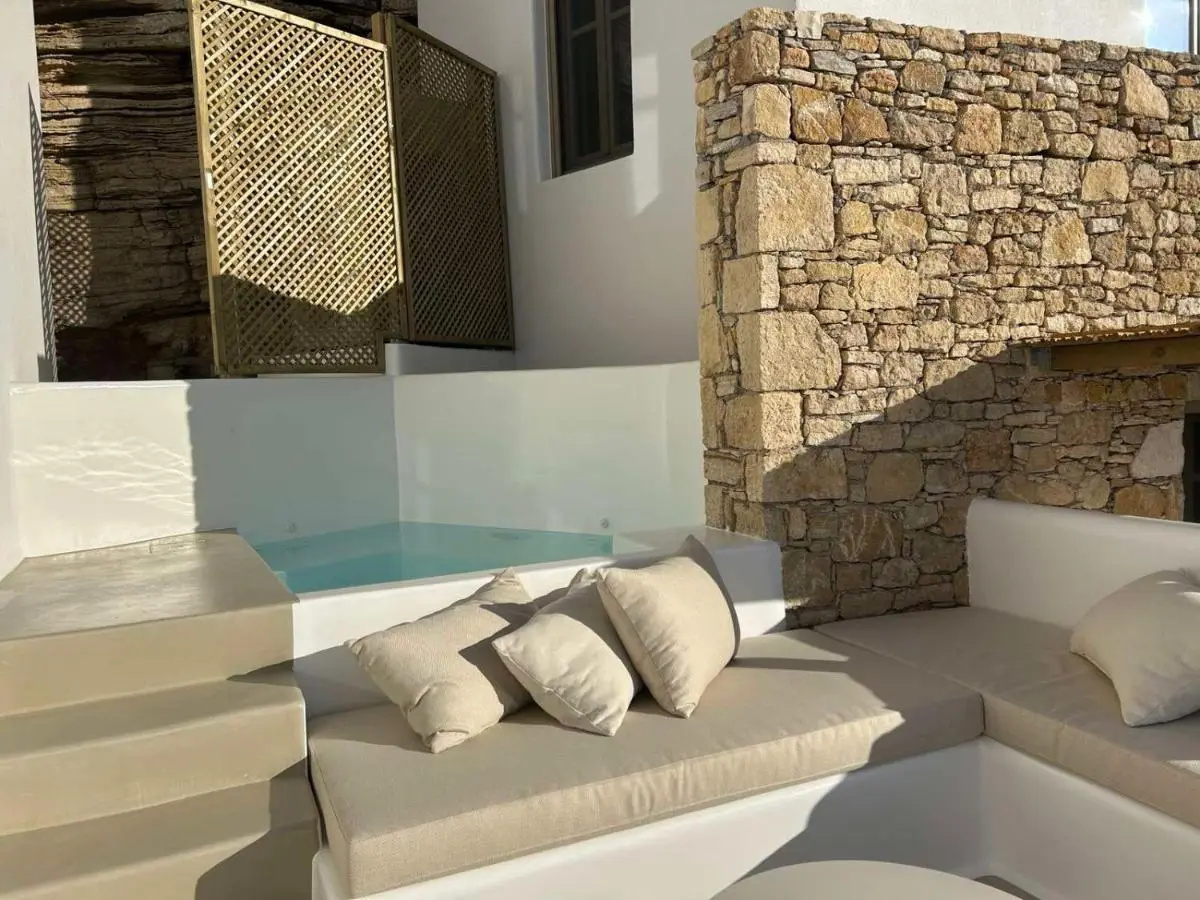 Andelias Signature Suites