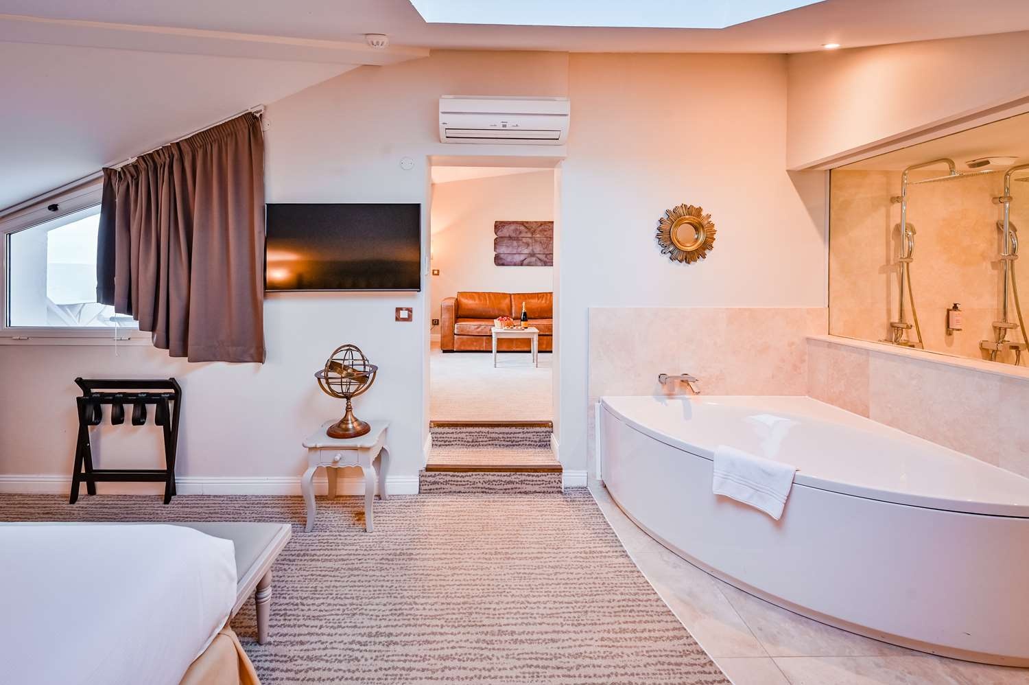 Foto - Grand Hotel Des Sablettes Plage, Curio Collection By Hilton