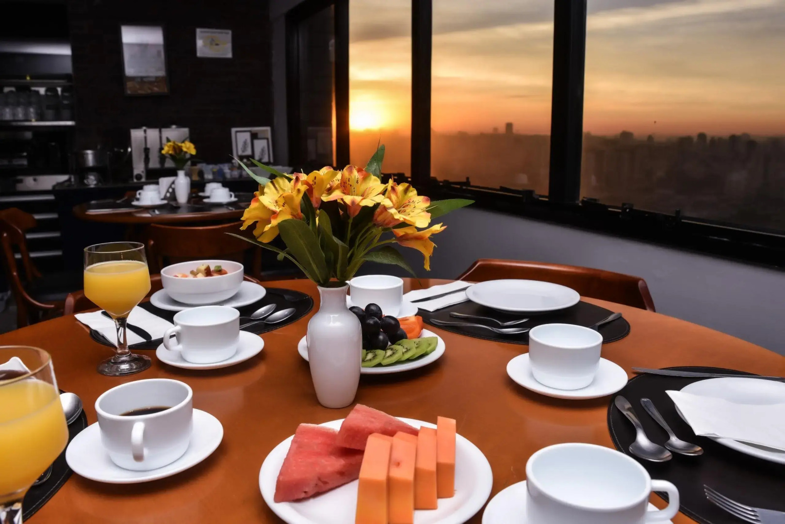 Foto - Plaza Inn Small Town Flat