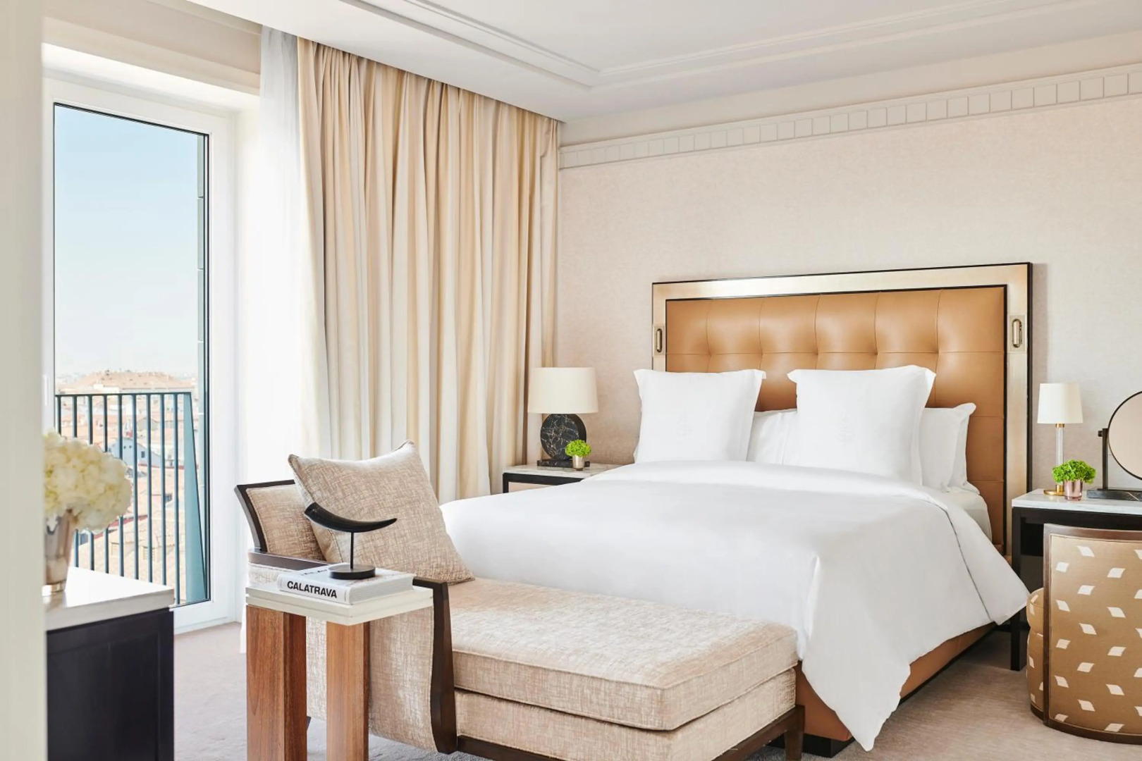 Photo - Four Seasons Hotel Madrid