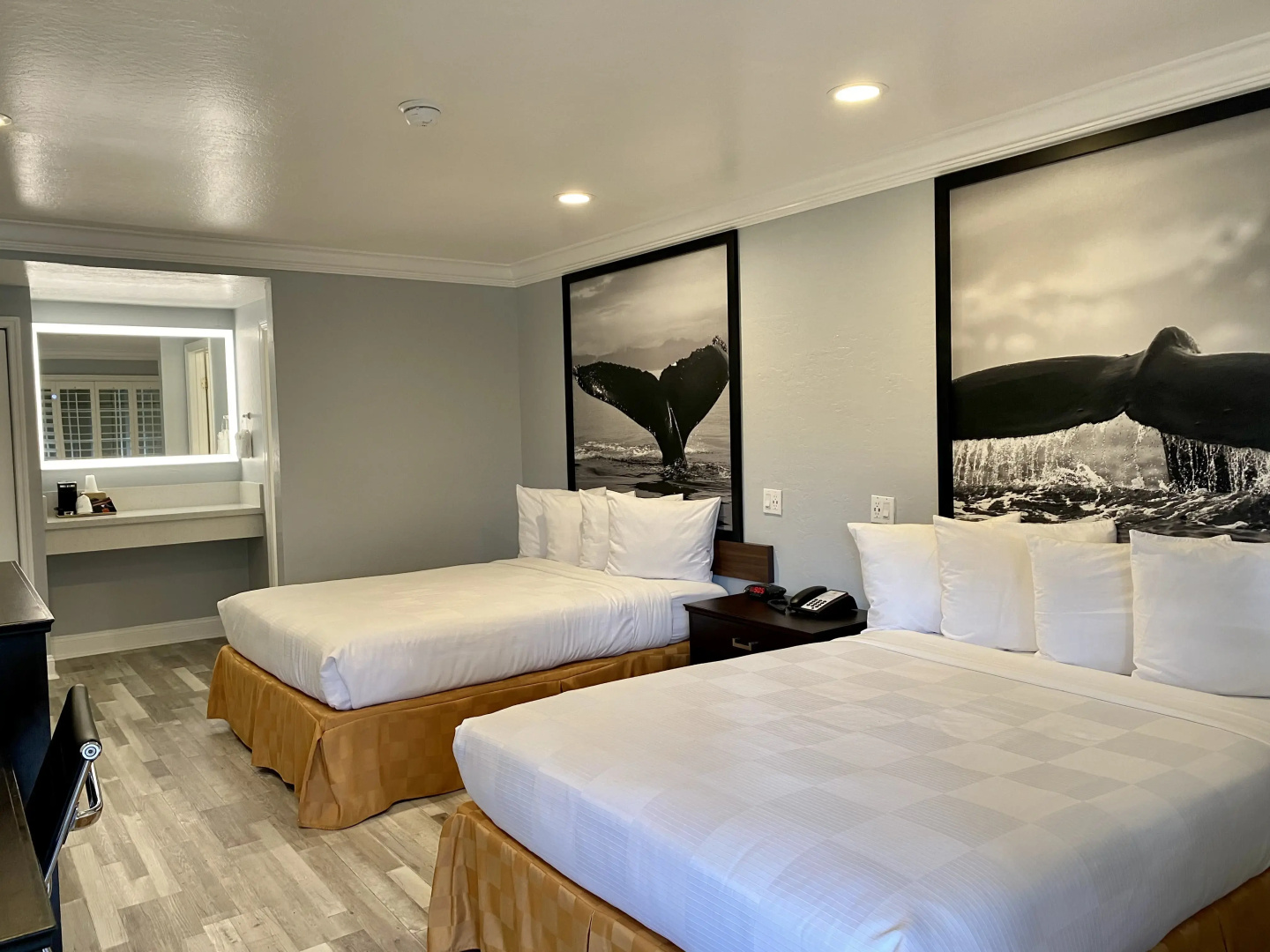 Photo - Aura Inn Monterey