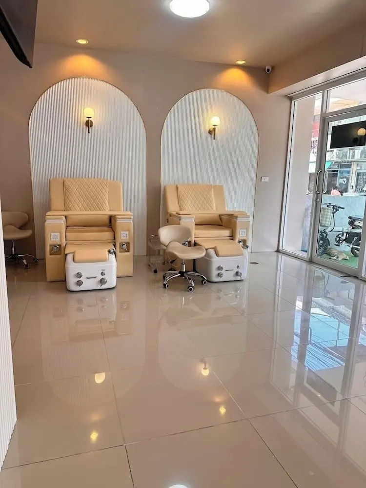 Photo - Royal Star Suites pattaya