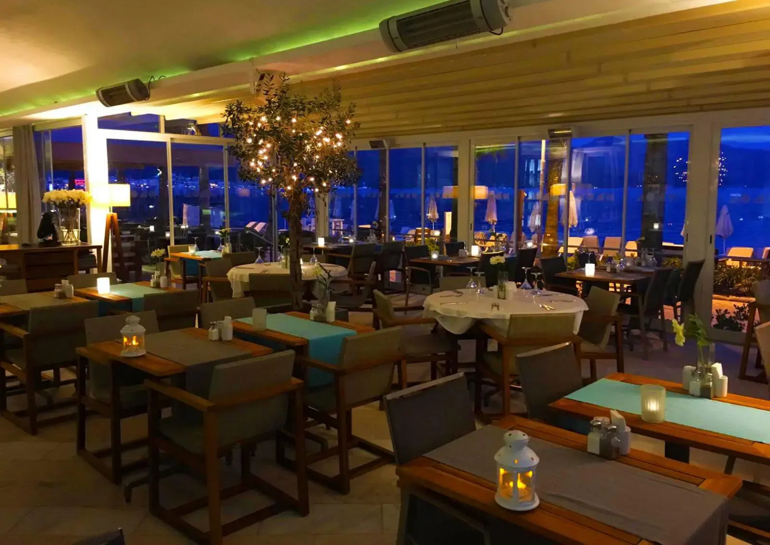 Photo - The Beachfront Hotel Adult Only 16 Plus