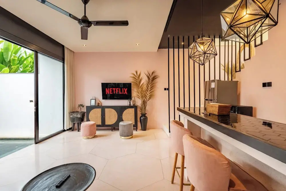 Photo - Liminal Palace Villa 3 by Betterplace