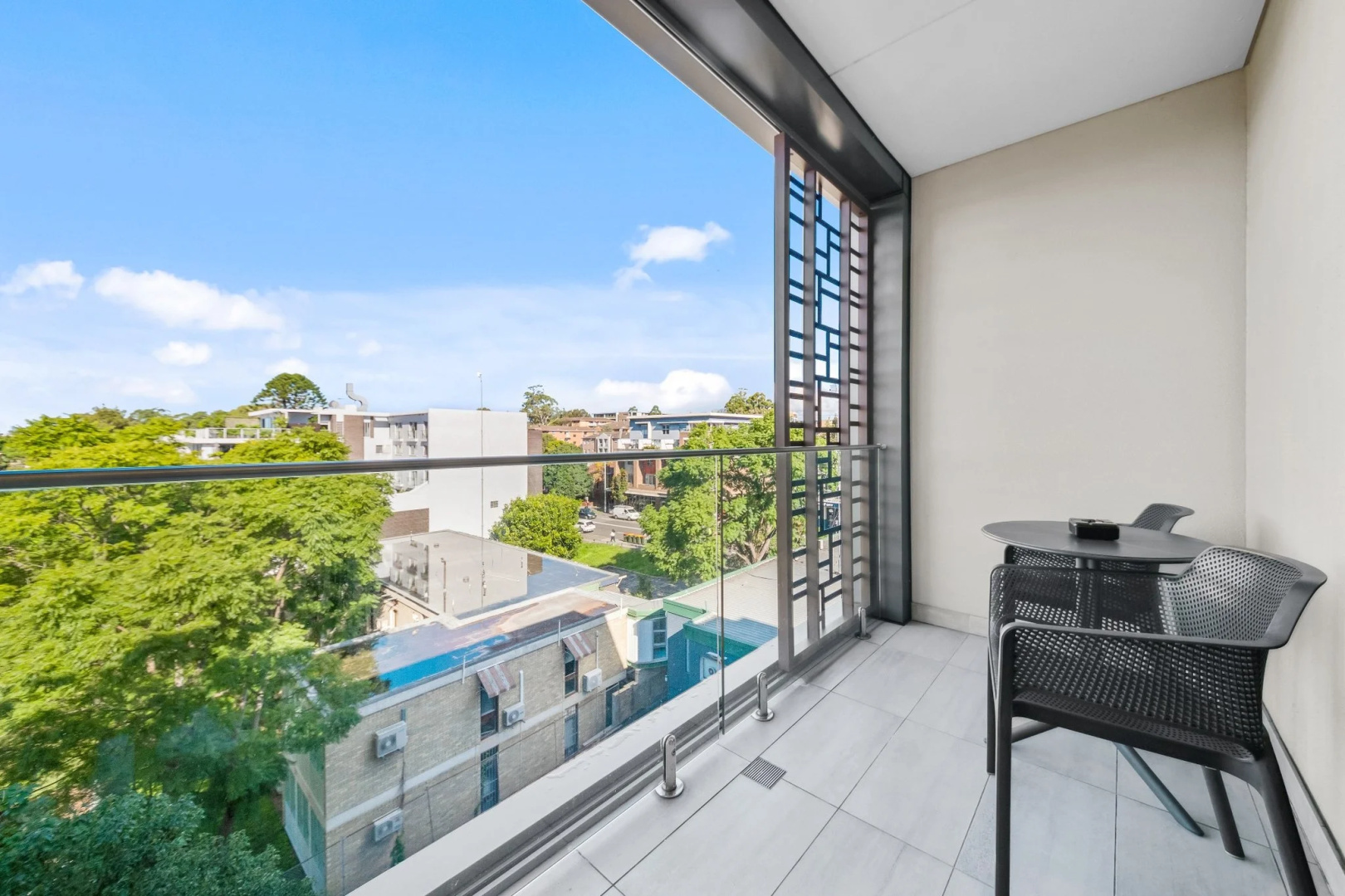 Photo - Studio 8 Residences - Top Ryde