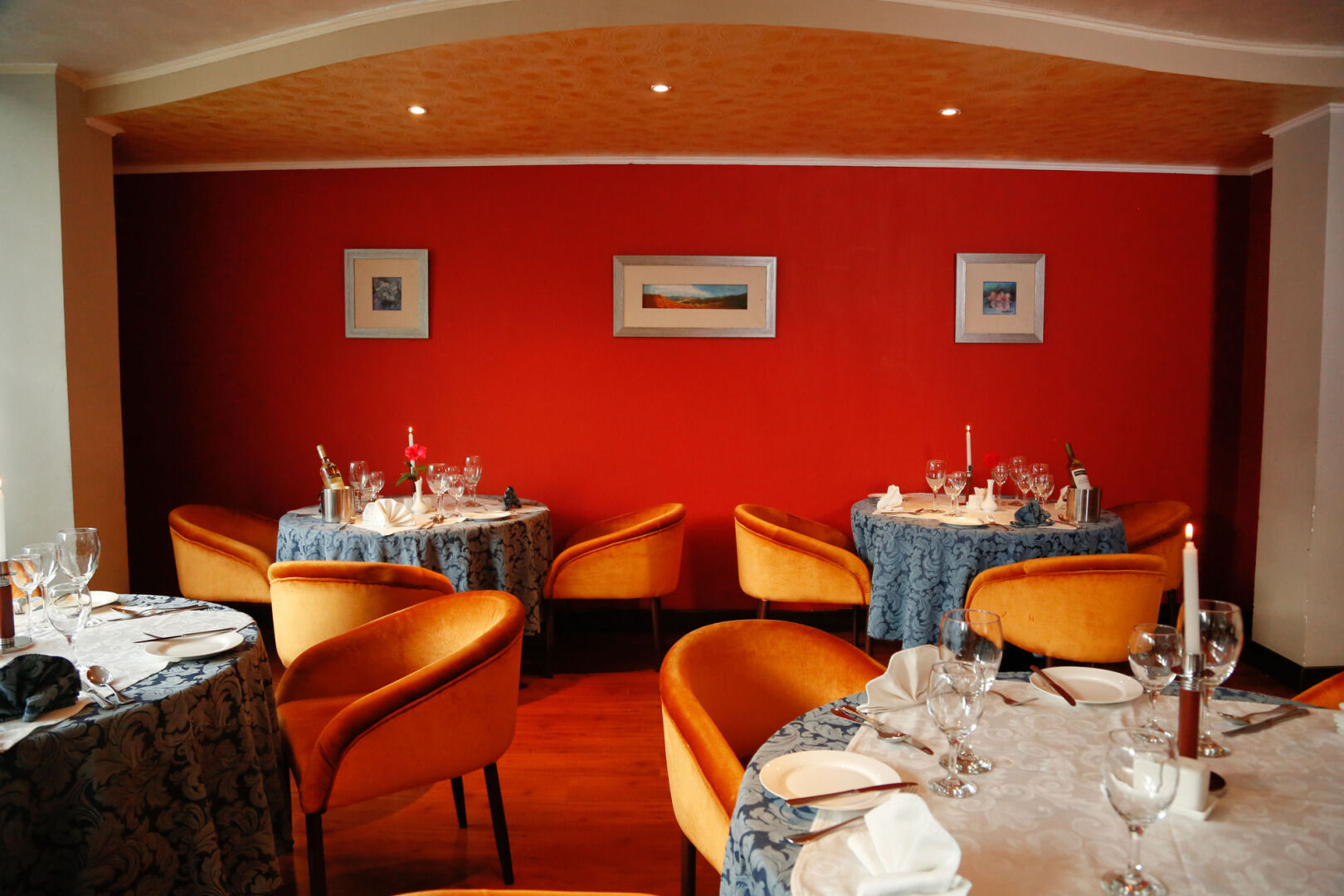 Photo - Monarch Hotel