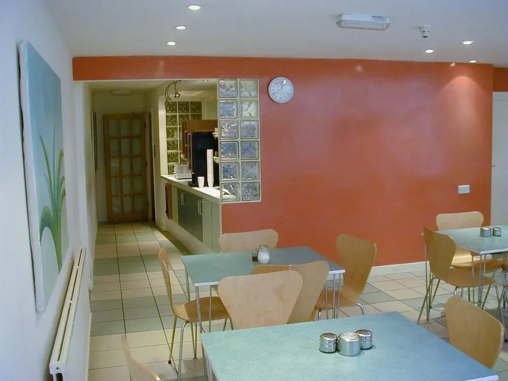 Foto - Leisure Inn