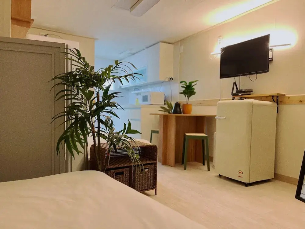 Photo - Jnineguesthouse