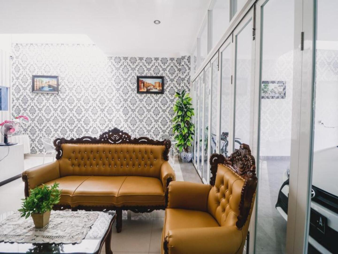 Photo - RedDoorz near Hermes Place Polonia Medan