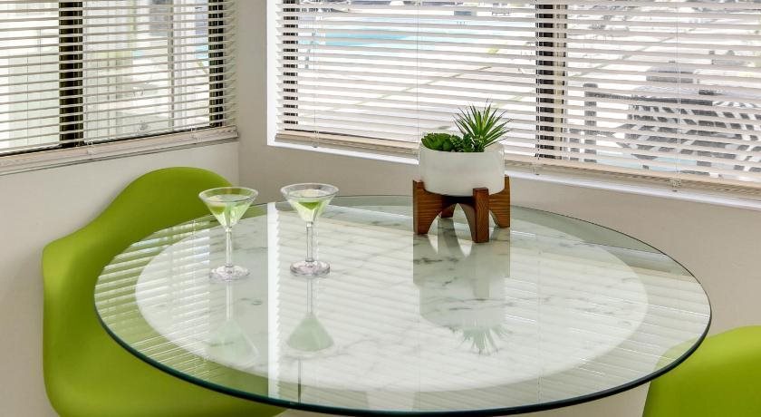 Photo - The Three Fifty Hotel