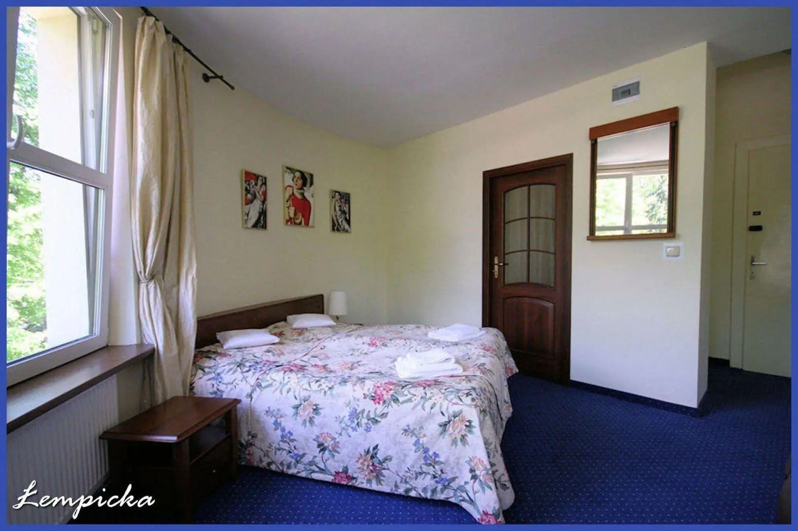 Foto - Willa Carlton